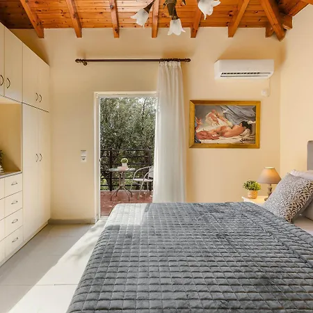 Villa Aliona Mavrata