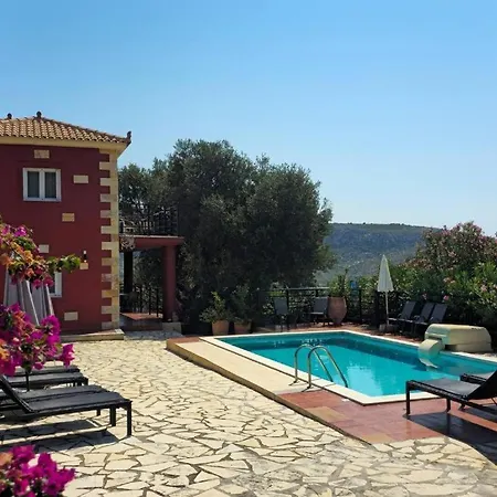 Aliona Villa Mavrata