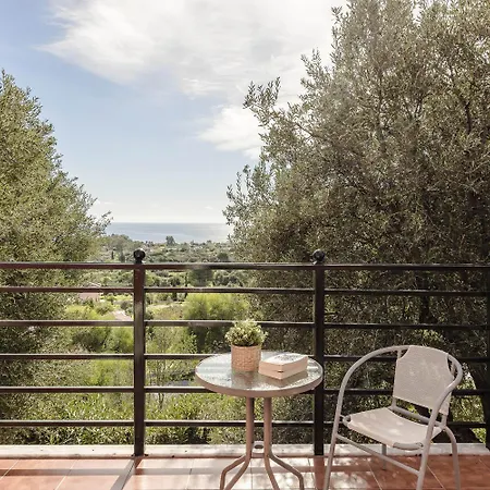 Villa Aliona Mavrata