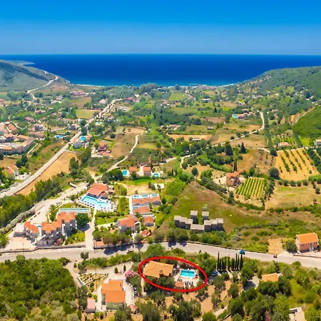 Villa Aliona Mavrata