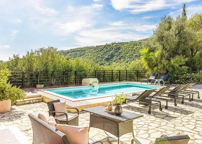Villa Aliona
